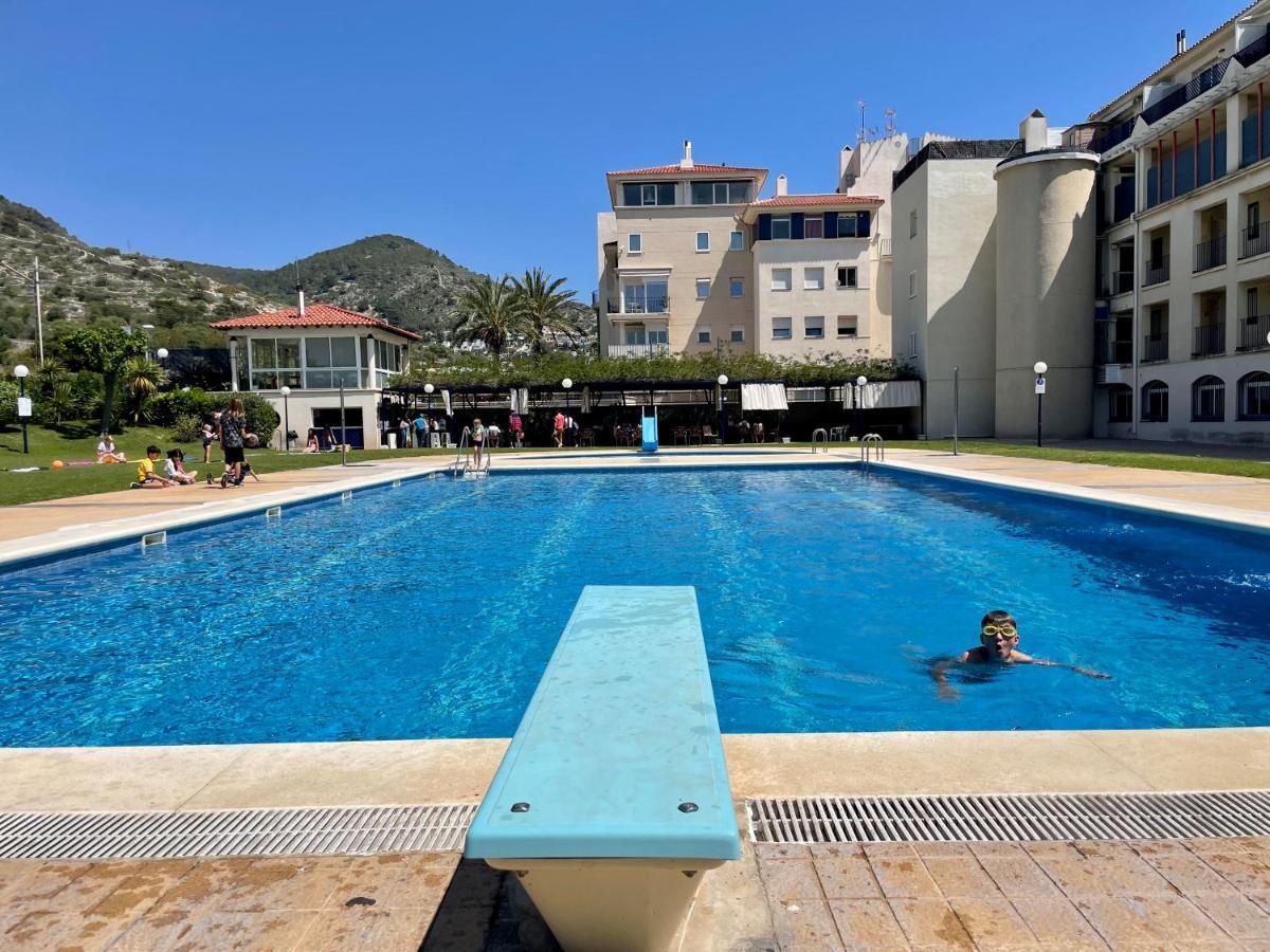 Apartamento La Marina Seaview Penthouse Sitges Exterior foto